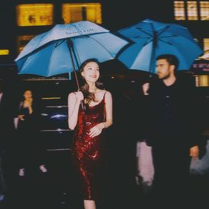 五月六月丁香婷婷激情
